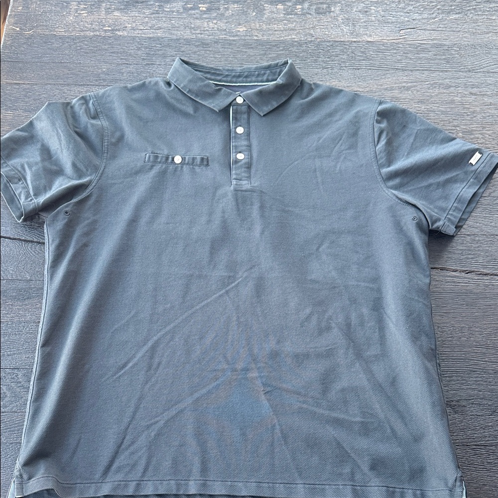 Nike Men's Black Polo Shirt